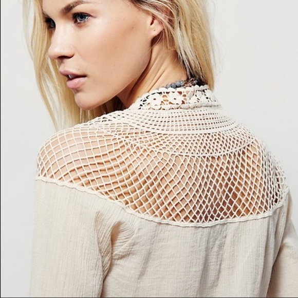 Free People On The Island Crochet Blouse Sz Small - Picture 9 of 9